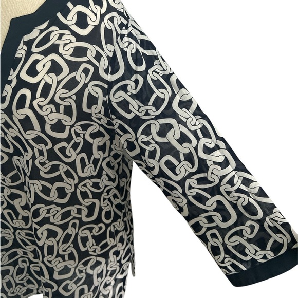 Jones New York Monochrome Chain Pattern Top - Picture 4 of 9